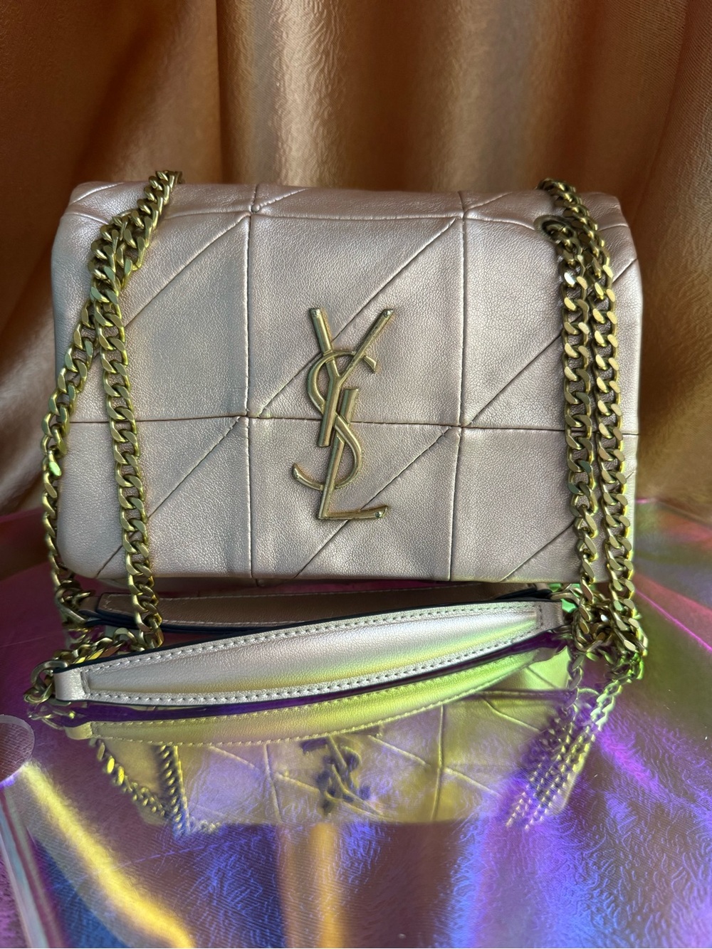 Small Metallic quilted purse